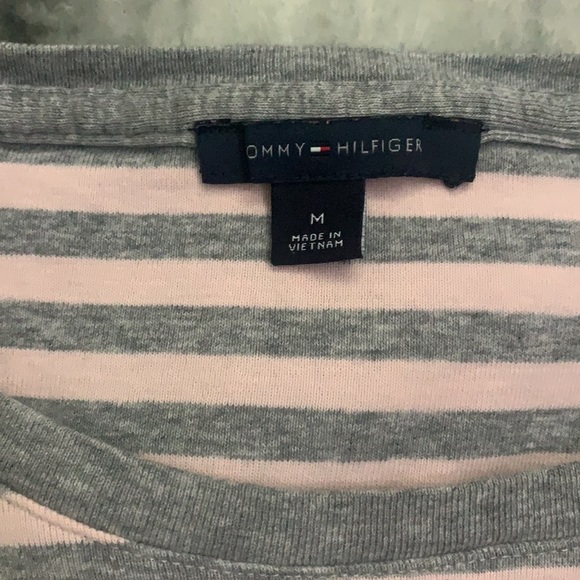 Tommy Hilfiger long sleeve - Picture 2 of 3